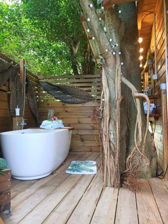 Ali-Nais Location Bed & Breakfast Deshaies Exterior photo