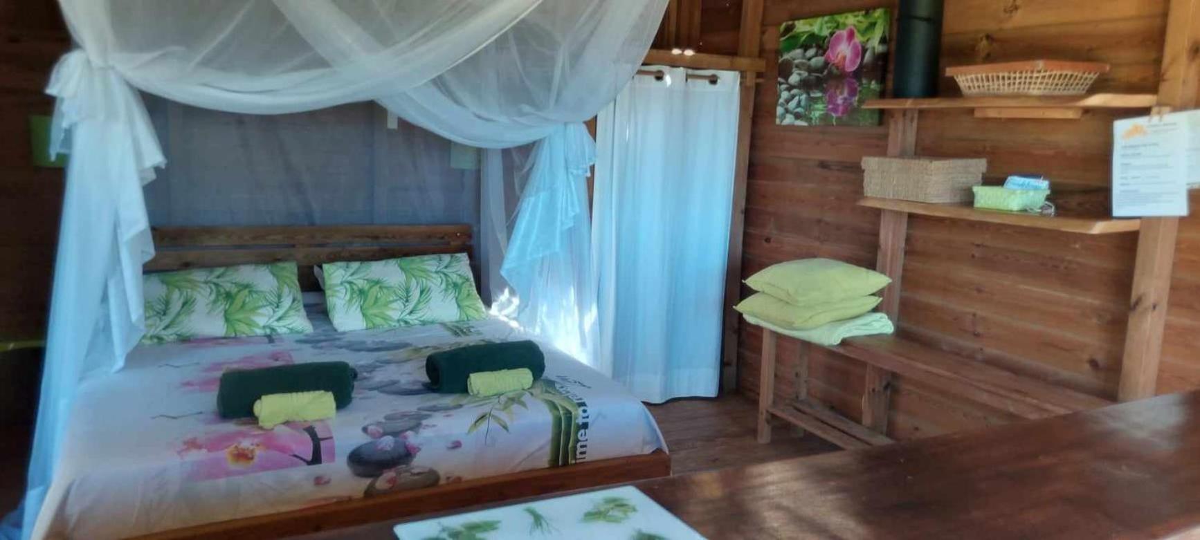 Ali-Nais Location Bed & Breakfast Deshaies Room photo