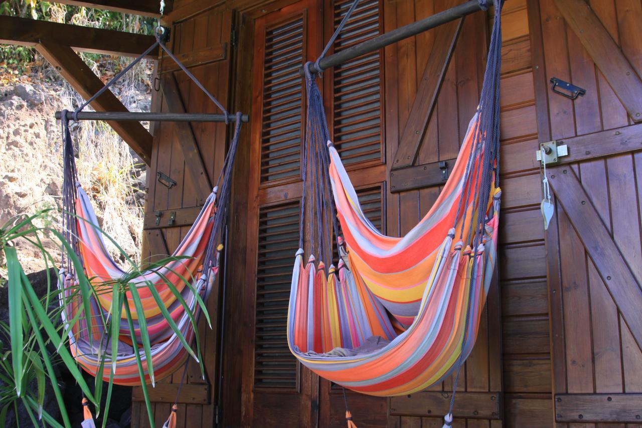 Ali-Nais Location Bed & Breakfast Deshaies Exterior photo